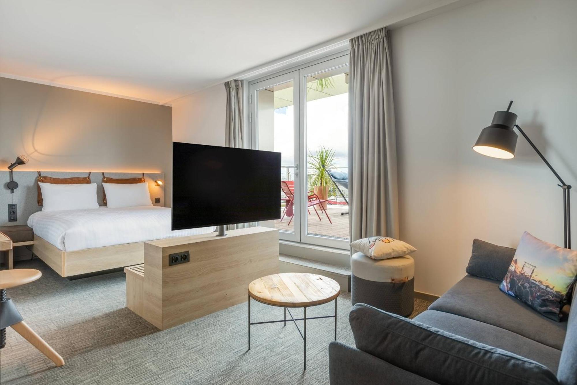 Moxy Bordeaux Hotel ภายนอก รูปภาพ