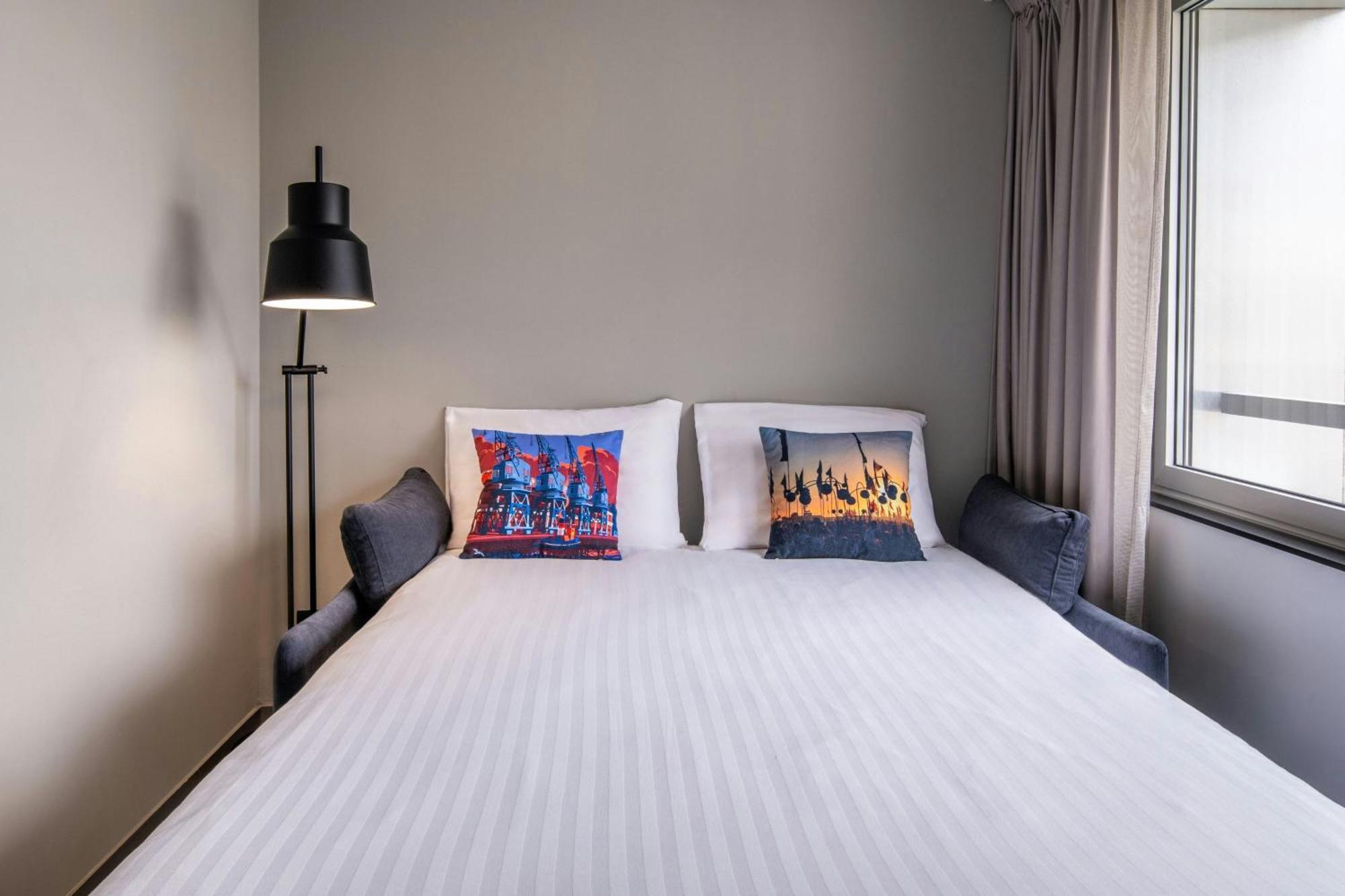 Moxy Bordeaux Hotel ภายนอก รูปภาพ