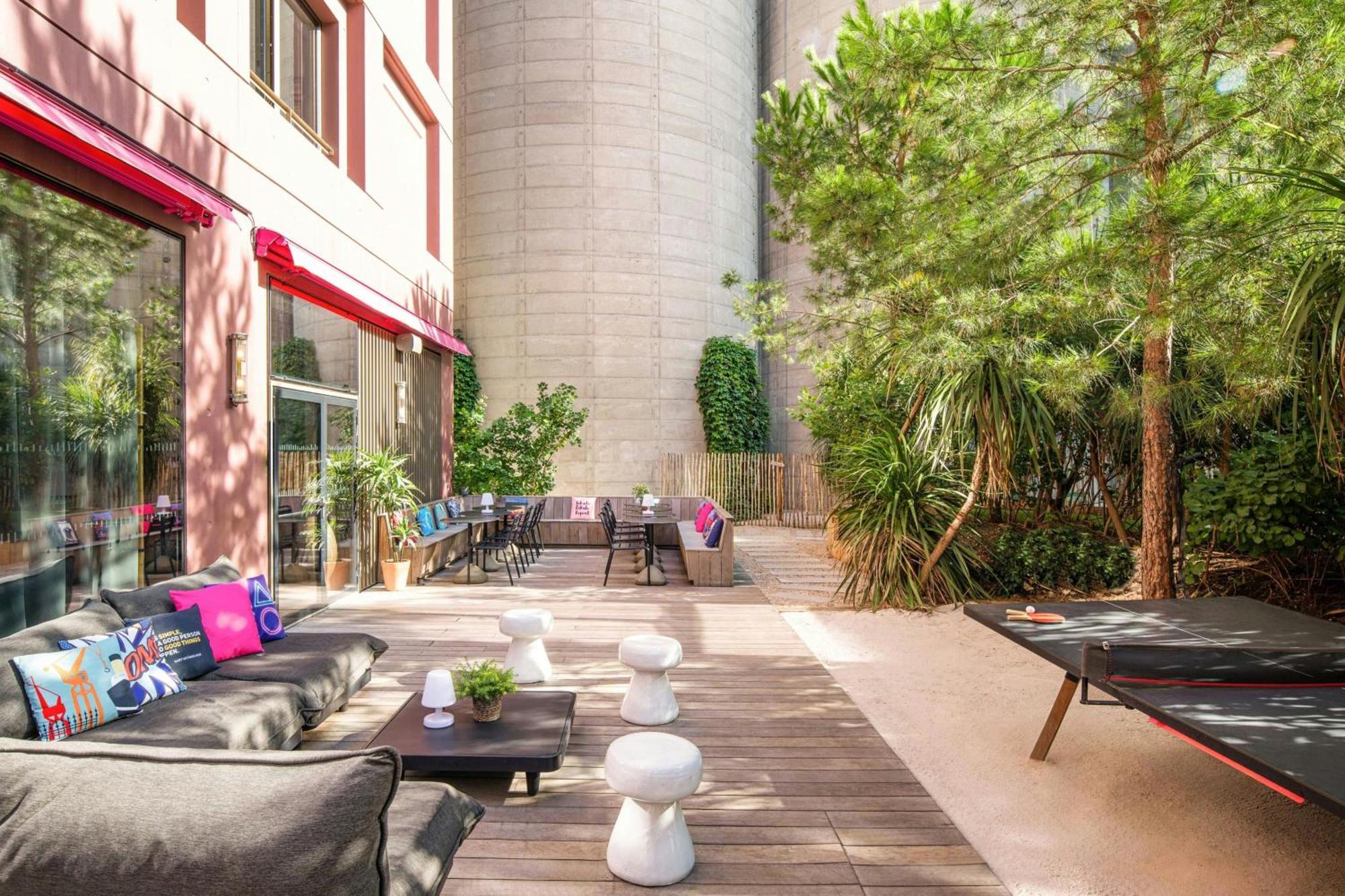 Moxy Bordeaux Hotel ภายนอก รูปภาพ